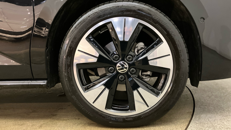 Volkswagen Multivan 2.0 TDI Style 5dr LWB DSG Diesel Estate